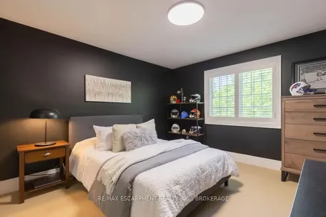 2291 North Ridge Trail Oakville ON L6H 0C4