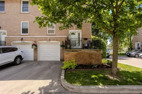 2157 Mountain Grove Avenue Burlington ON L7P 2H8