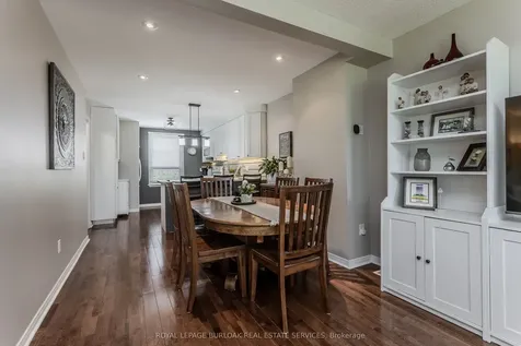 2157 Mountain Grove Avenue Burlington ON L7P 2H8