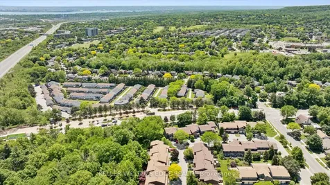 2301 Cavendish Drive Burlington ON L7P 3M3