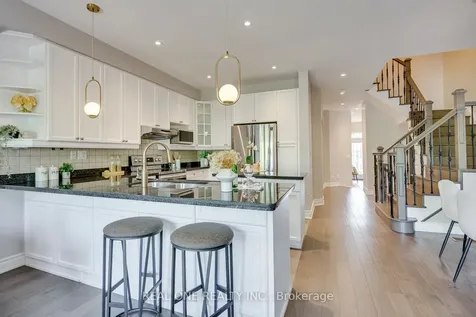 2379 Wasaga Drive Oakville ON L6H 0B7