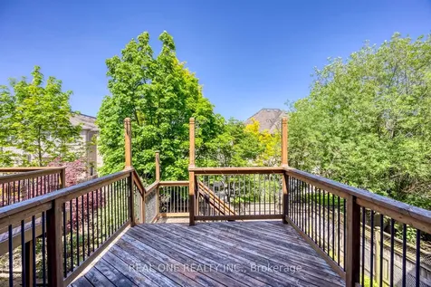 2379 Wasaga Drive Oakville ON L6H 0B7