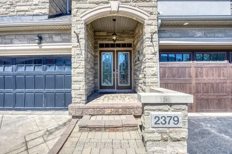 2379 Wasaga Drive Oakville ON L6H 0B7