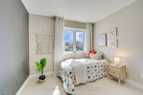 2379 Wasaga Drive Oakville ON L6H 0B7