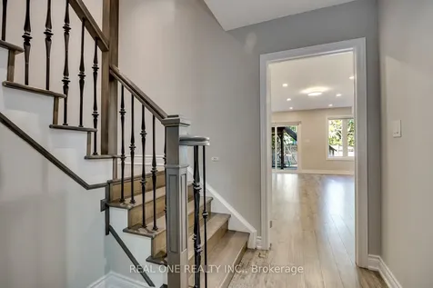 2379 Wasaga Drive Oakville ON L6H 0B7