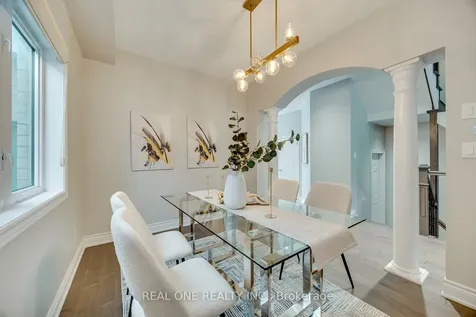 2379 Wasaga Drive Oakville ON L6H 0B7