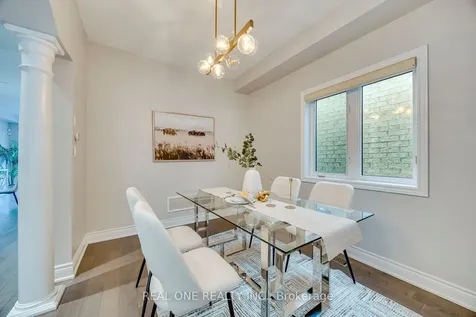 2379 Wasaga Drive Oakville ON L6H 0B7