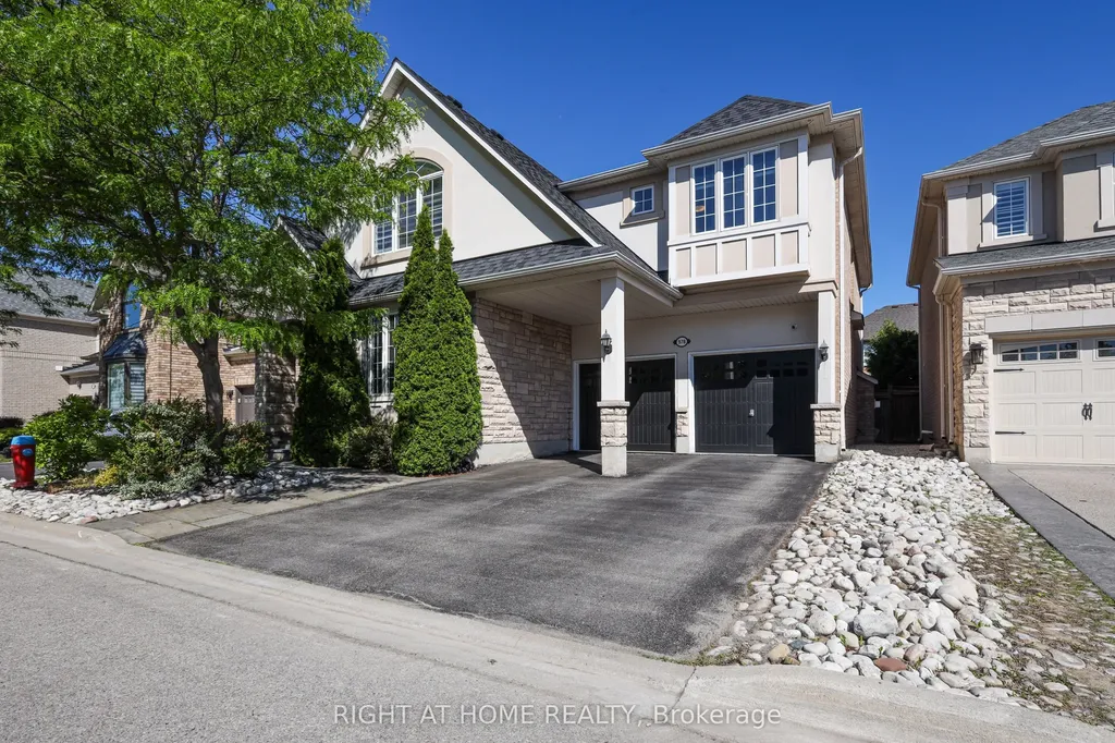 978 Cousens Terrace Milton ON L9T 0E1