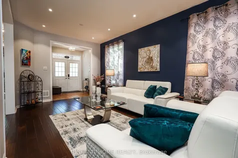 978 Cousens Terrace Milton ON L9T 0E1