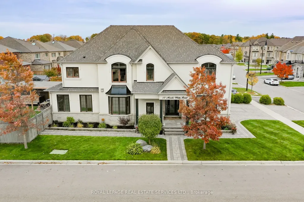13 Mussle White Road Brampton ON L6Y 6C3