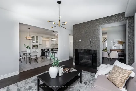 13 Mussle White Road Brampton ON L6Y 6C3