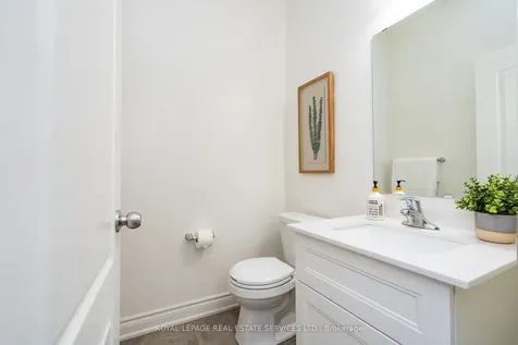 13 Mussle White Road Brampton ON L6Y 6C3