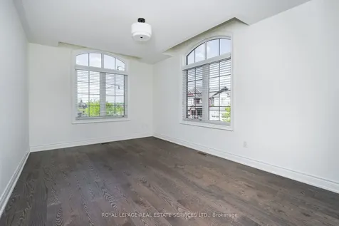 13 Mussle White Road Brampton ON L6Y 6C3