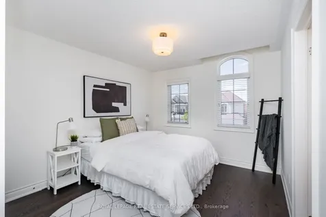 13 Mussle White Road Brampton ON L6Y 6C3