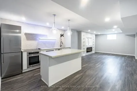 13 Mussle White Road Brampton ON L6Y 6C3