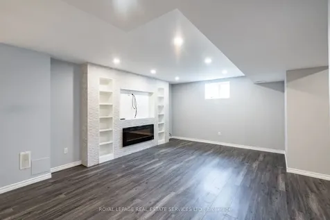 13 Mussle White Road Brampton ON L6Y 6C3