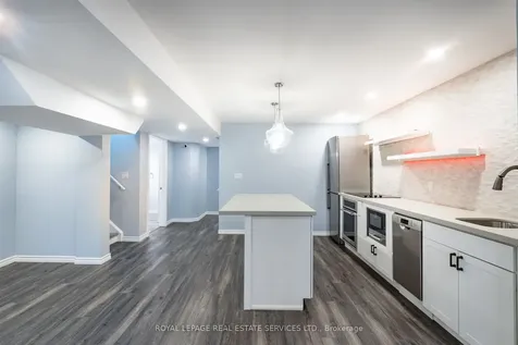 13 Mussle White Road Brampton ON L6Y 6C3