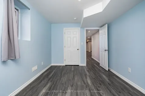 13 Mussle White Road Brampton ON L6Y 6C3