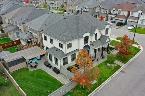 13 Mussle White Road Brampton ON L6Y 6C3