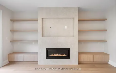 94 Prince Edward Drive S Toronto ON M8Y 3V7