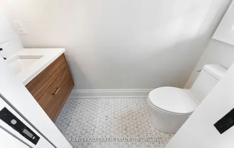 94 Prince Edward Drive S Toronto ON M8Y 3V7