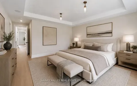 94 Prince Edward Drive S Toronto ON M8Y 3V7