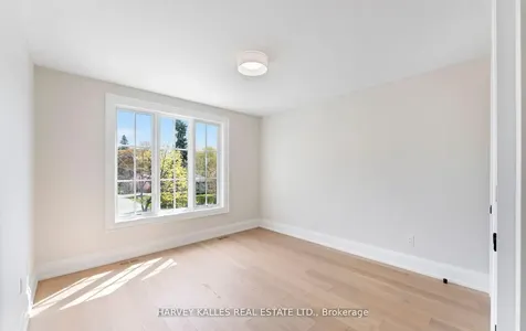 94 Prince Edward Drive S Toronto ON M8Y 3V7