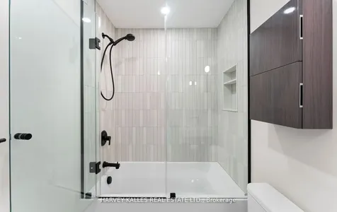 94 Prince Edward Drive S Toronto ON M8Y 3V7