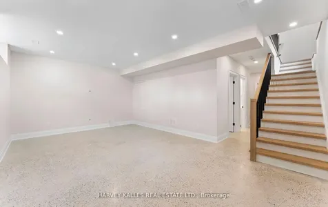 94 Prince Edward Drive S Toronto ON M8Y 3V7