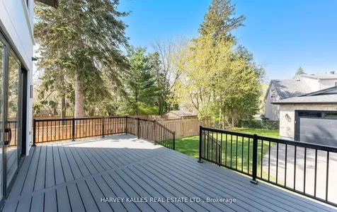94 Prince Edward Drive S Toronto ON M8Y 3V7