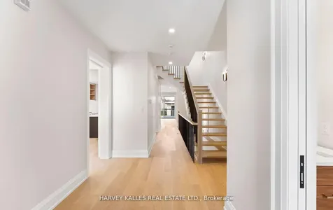 94 Prince Edward Drive S Toronto ON M8Y 3V7