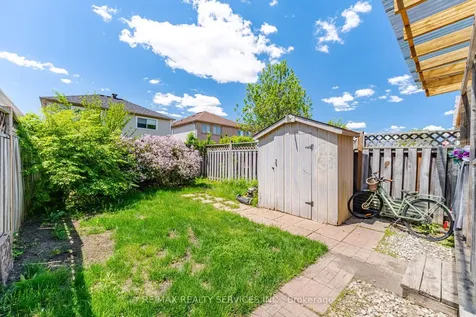 54 Yellow Brick Road Brampton ON L6V 4L1