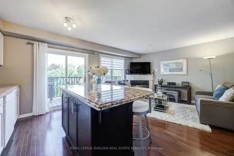 2295 Kingfisher Court Oakville ON L6M 3Z3