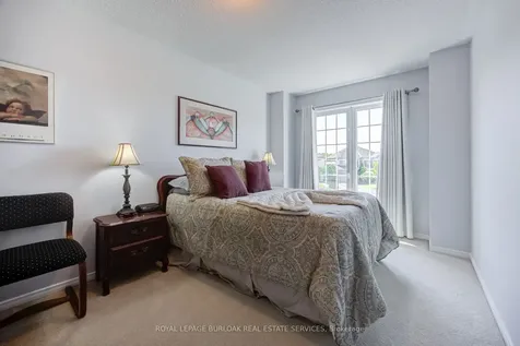 2295 Kingfisher Court Oakville ON L6M 3Z3