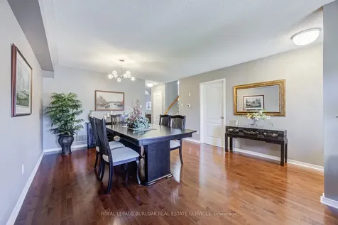 2295 Kingfisher Court Oakville ON L6M 3Z3