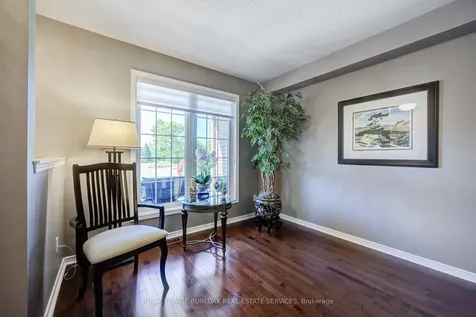2295 Kingfisher Court Oakville ON L6M 3Z3