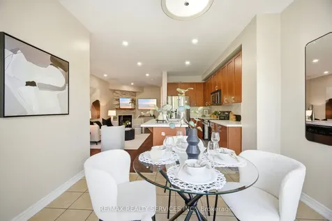 10 Deepcoral Court Brampton ON L6V 4P7