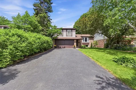 2609 Oak Row Crescent Mississauga ON L5L 1P7