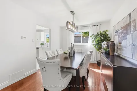 2609 Oak Row Crescent Mississauga ON L5L 1P7