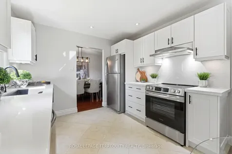 2609 Oak Row Crescent Mississauga ON L5L 1P7
