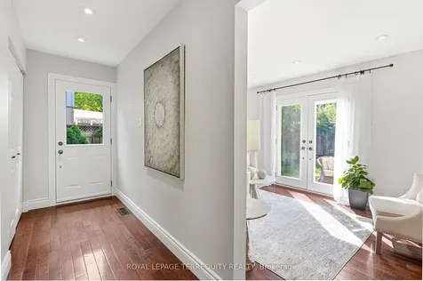 2609 Oak Row Crescent Mississauga ON L5L 1P7