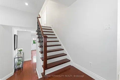 2609 Oak Row Crescent Mississauga ON L5L 1P7