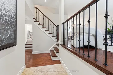 2609 Oak Row Crescent Mississauga ON L5L 1P7