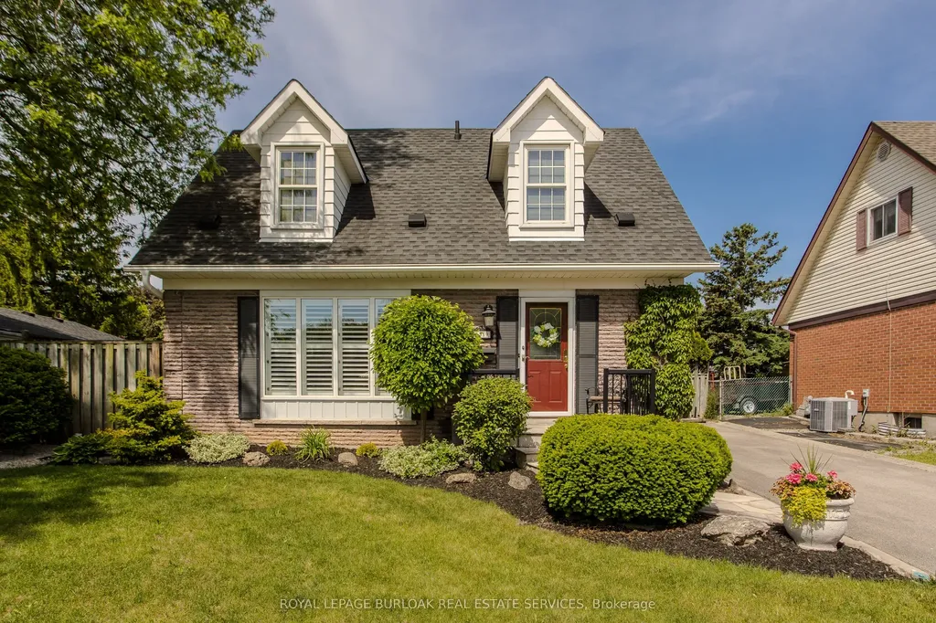 1319 Janina Boulevard Burlington ON L7P 1K5