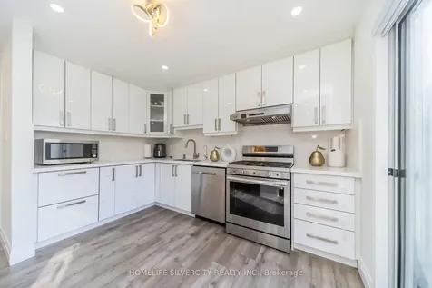 66 Brisbane Court Brampton ON L6R 1V4