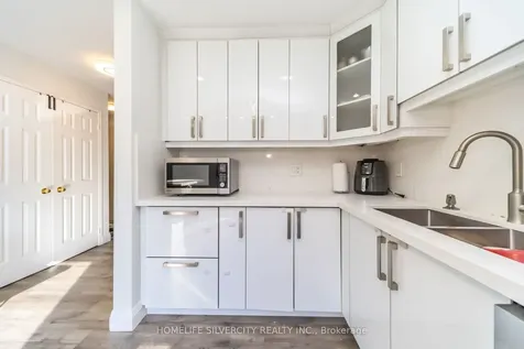 66 Brisbane Court Brampton ON L6R 1V4