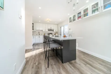 66 Brisbane Court Brampton ON L6R 1V4