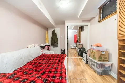 66 Brisbane Court Brampton ON L6R 1V4