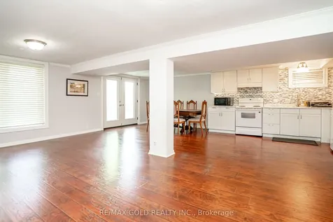 23 Dunster Crescent Brampton ON L6T 3J8