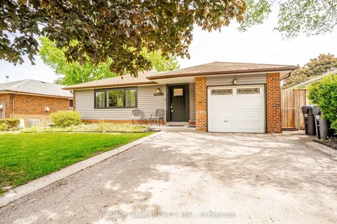 23 Dunster Crescent Brampton ON L6T 3J8